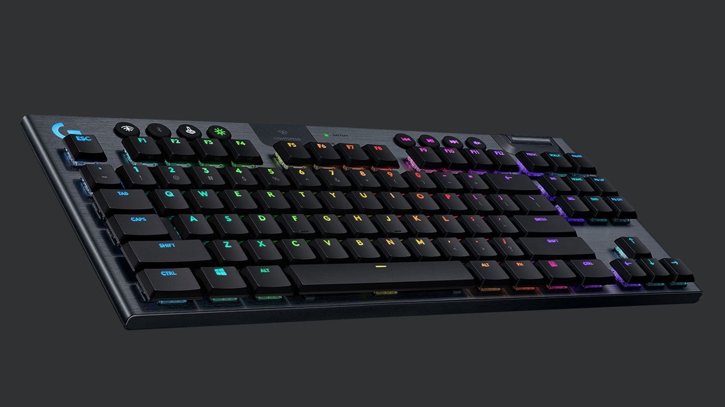 This Logitech G915 TKL Lightspeed Wireless keyboard is only £118 this Black Friday