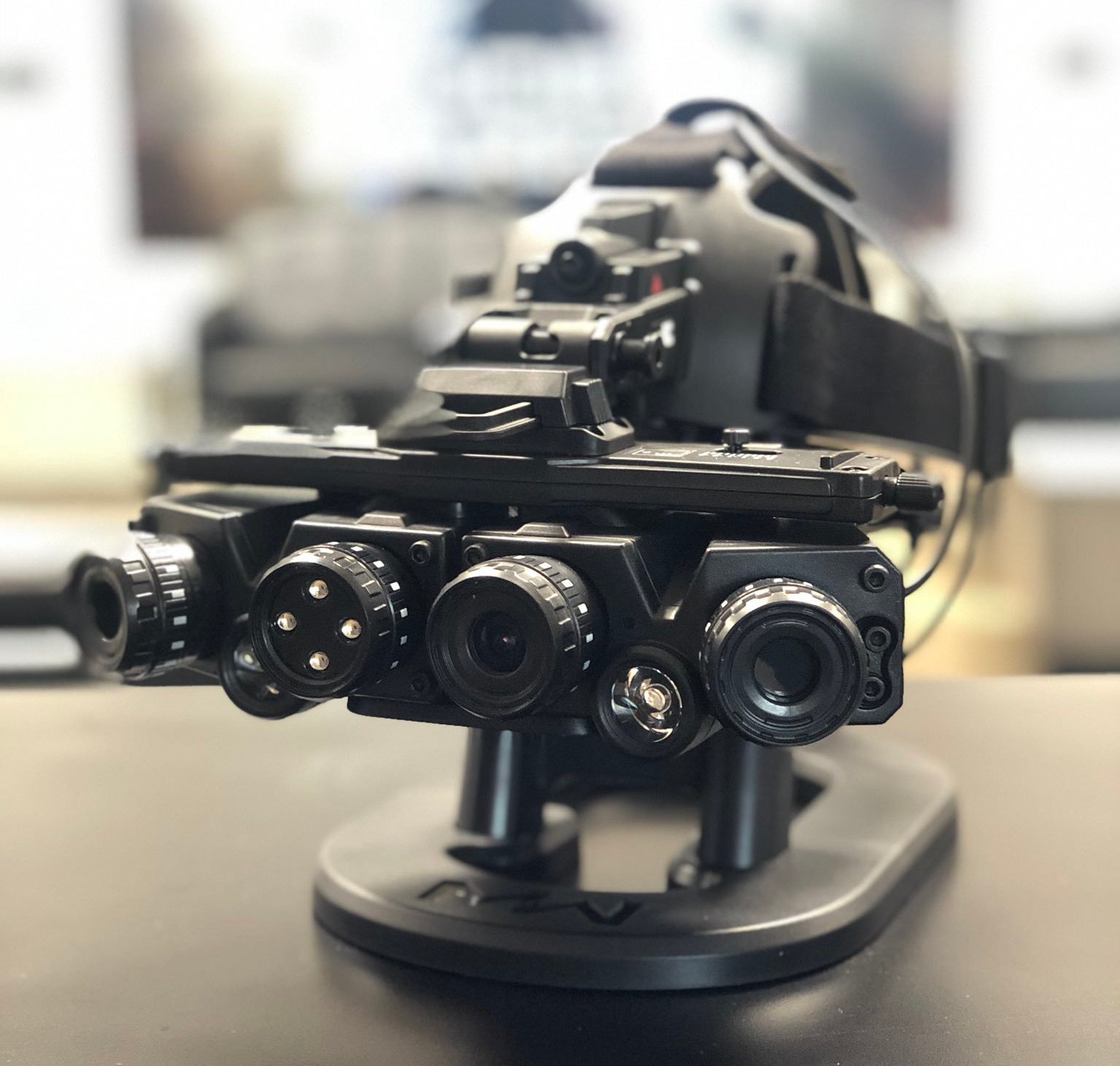 Call of Duty: Modern Warfare Dark Edition comes with night vision goggles