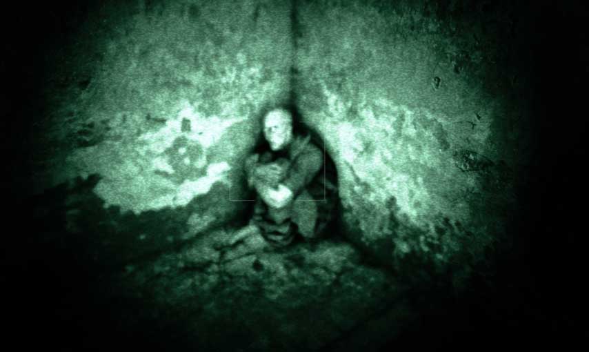 Outlast PS4 launch trailer certainly encourages running