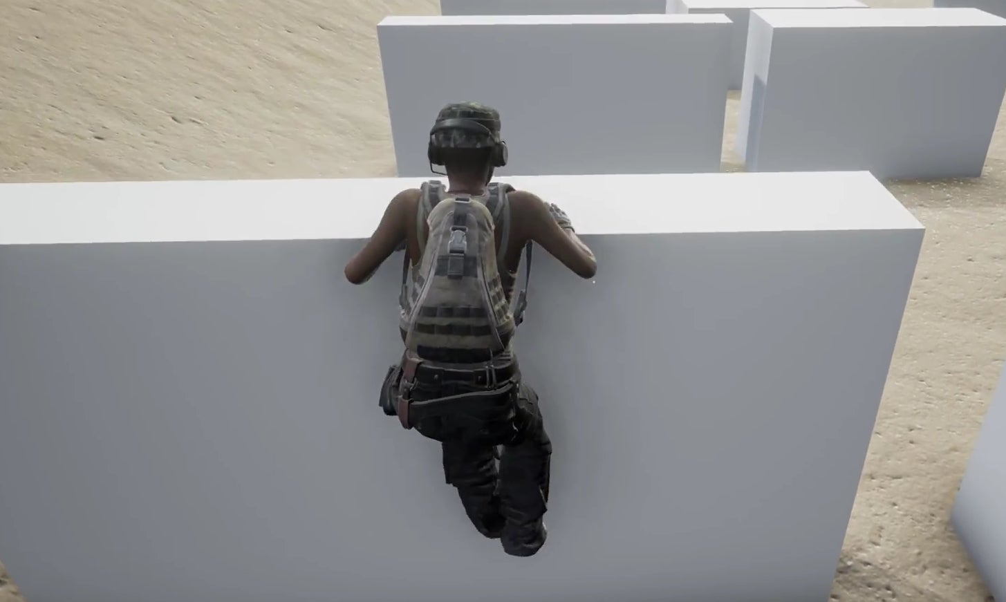 Watch how far the PlayerUnknown's Battlegrounds vaulting animations have come