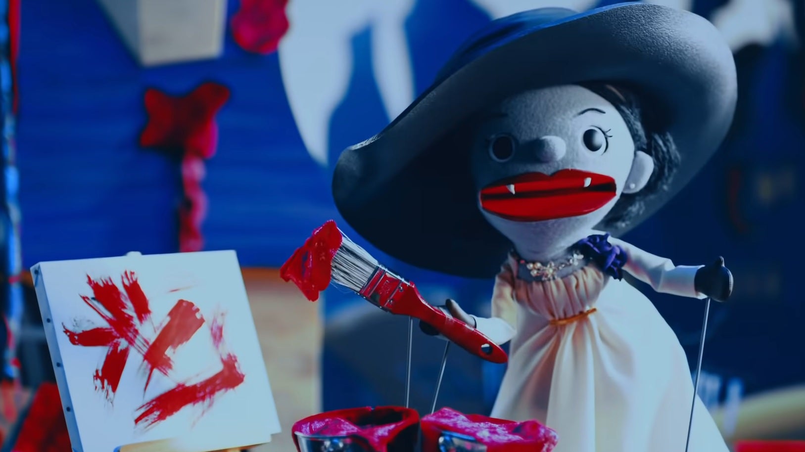 Resident Evil Village's vampire mom as a puppet, why not?
