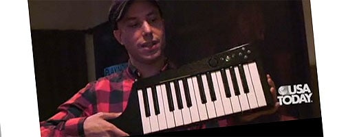 Rock Band 3: 5 minutes of video, interviews, keyboard, details
