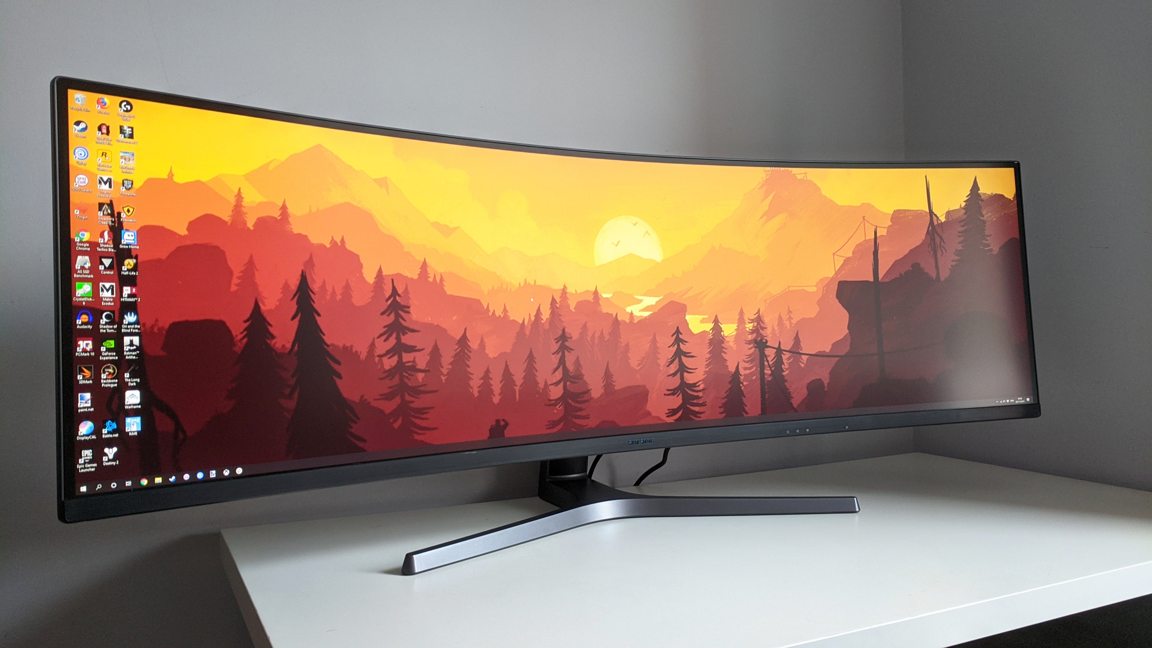 This titanic 49-in Samsung gaming monitor is £277 off today