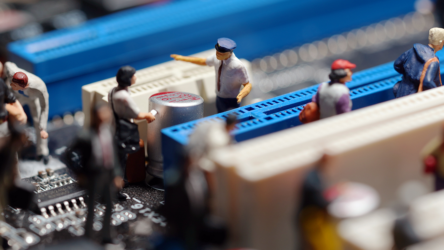 Tatsuya Tanaka's latest Miniature Calendar is the best one yet