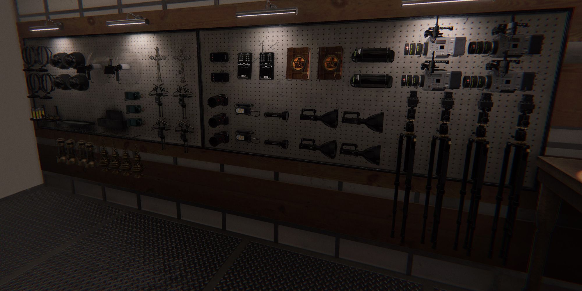 Phasmophobia: Equipment Upgrade System, Explained