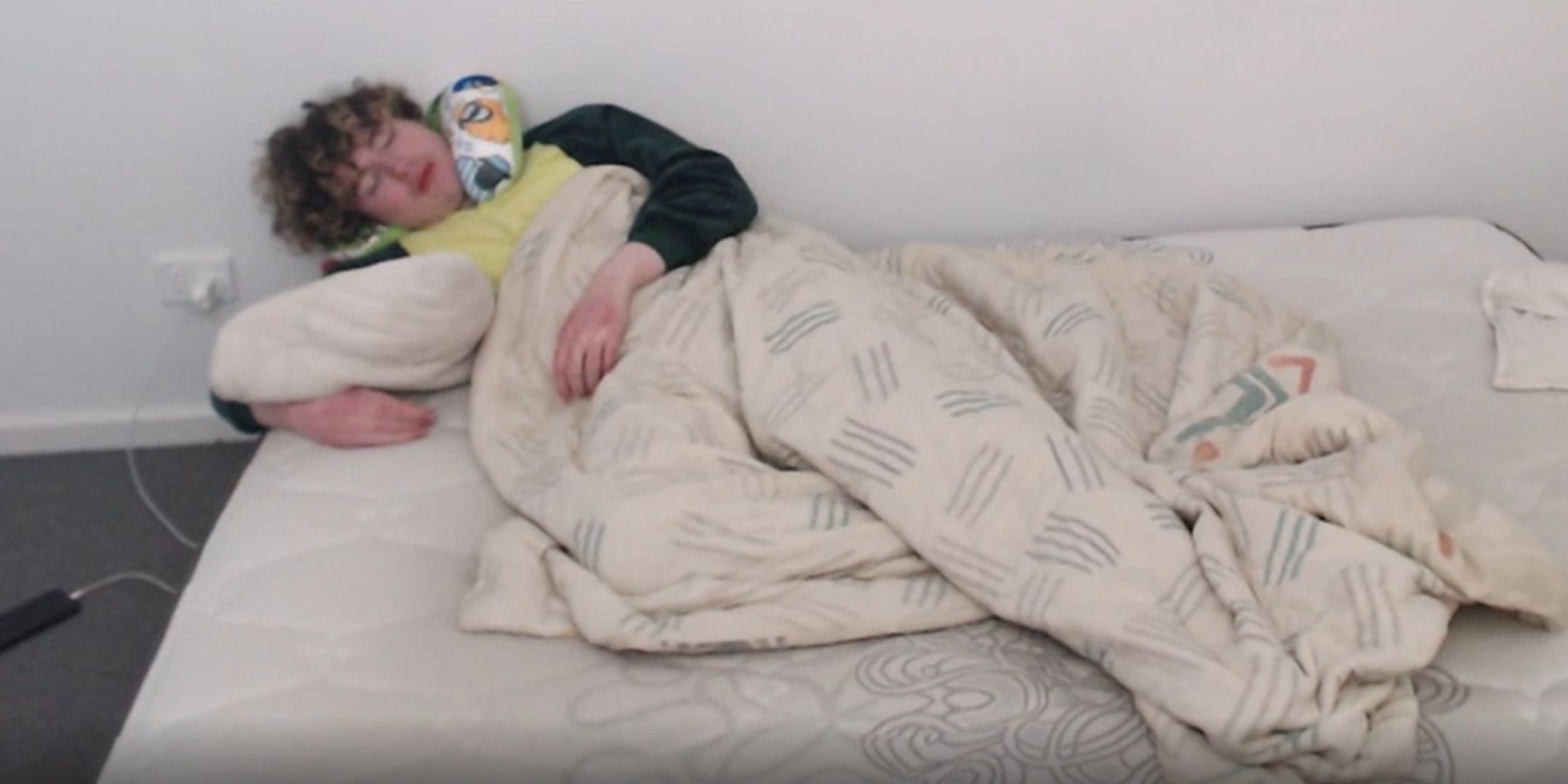 YouTuber Sleeps For 38 Hours After No-Sleep World Record Attempt