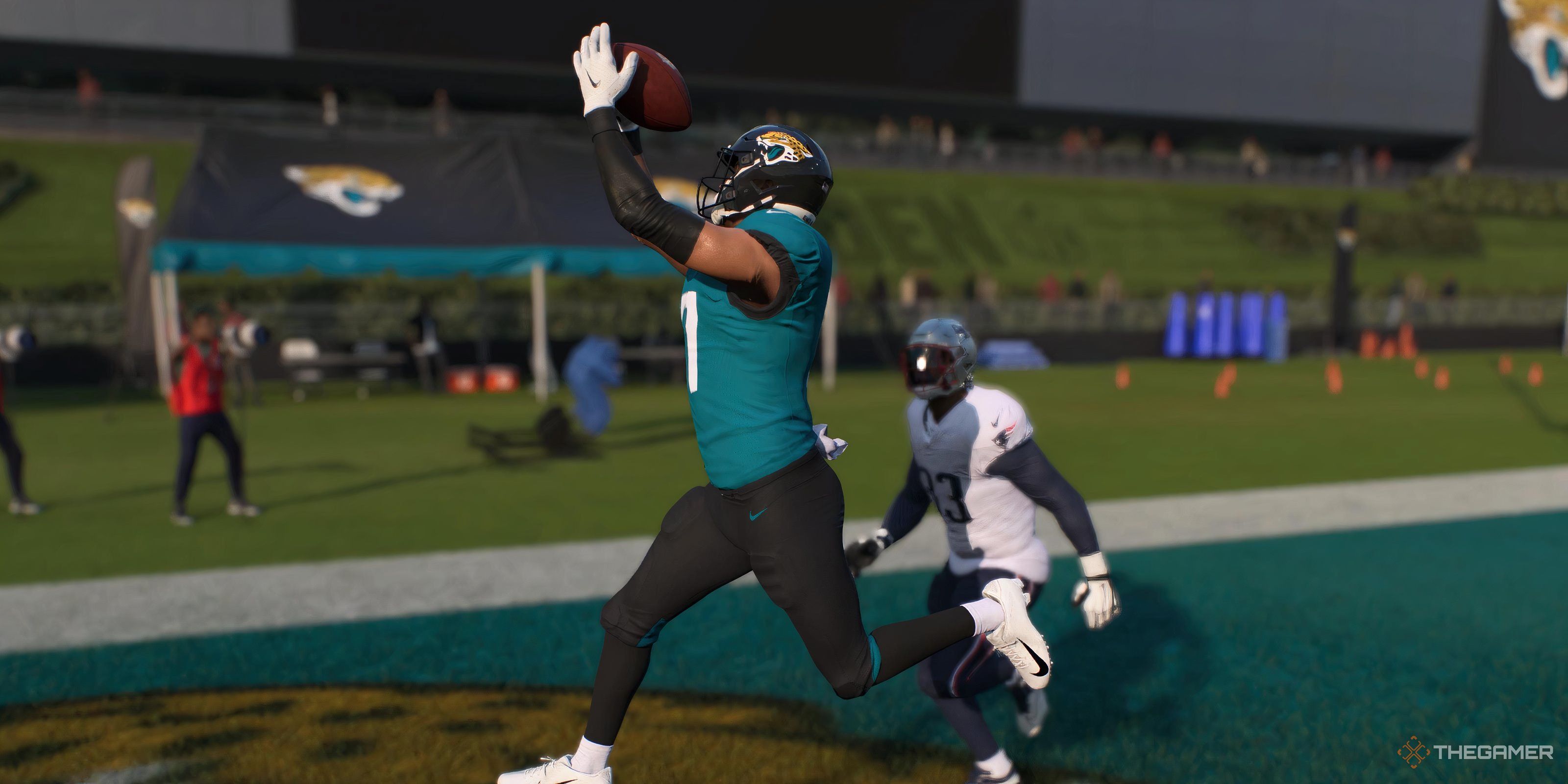Madden 25: How To Perform A High Throw