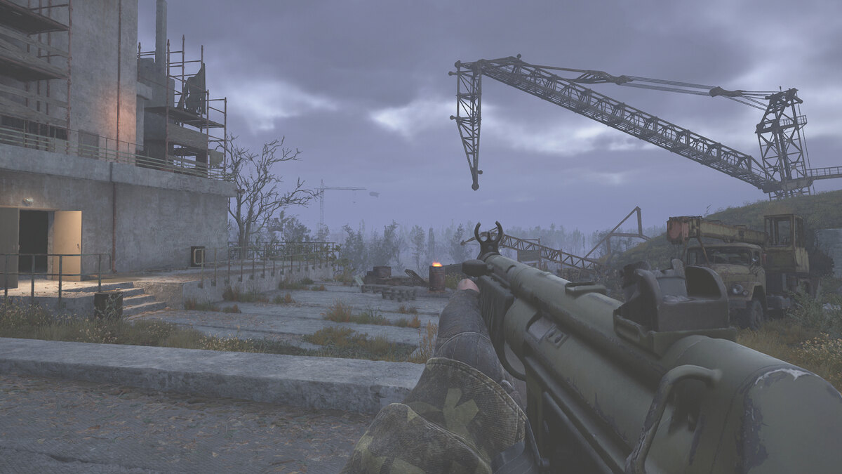 Best early game weapons in Stalker 2