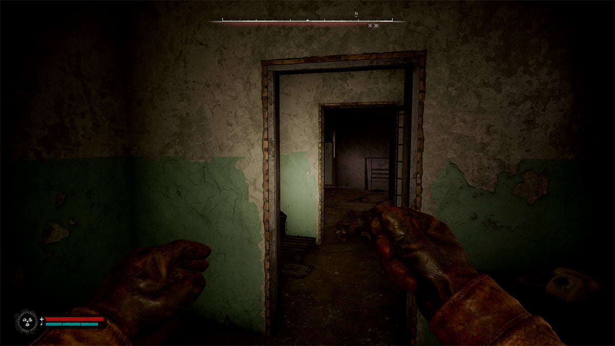 How to use the flashlight in Stalker 2