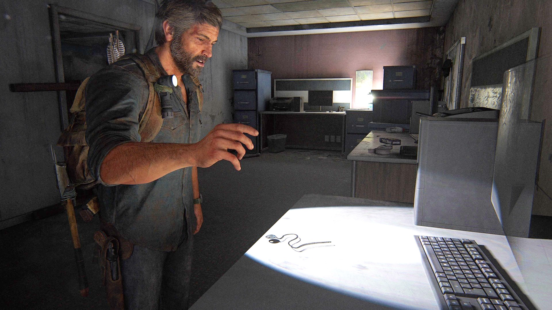 The Last of Us Part 1 - every Firefly Pendant and location