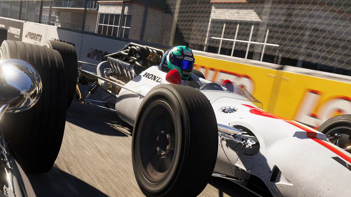 Does Forza Motorsport Have Free Roam? Answered