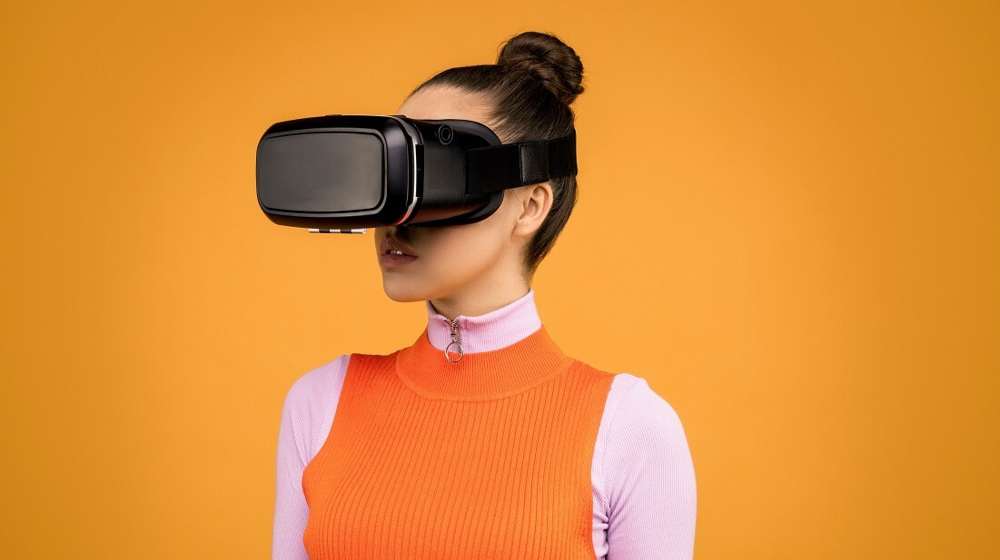 Exploring the Future of Virtual Reality and Dating