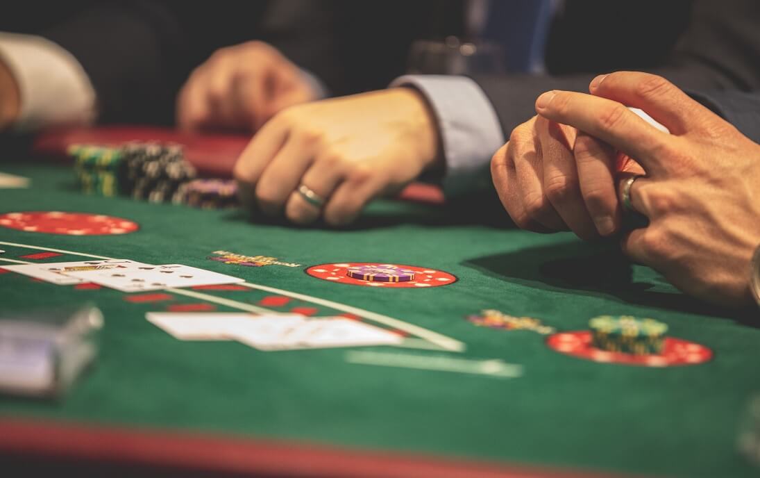 UK’s Gambling Company, Betfred, Increases its Income Even as UK’s Gamblers Face Losses