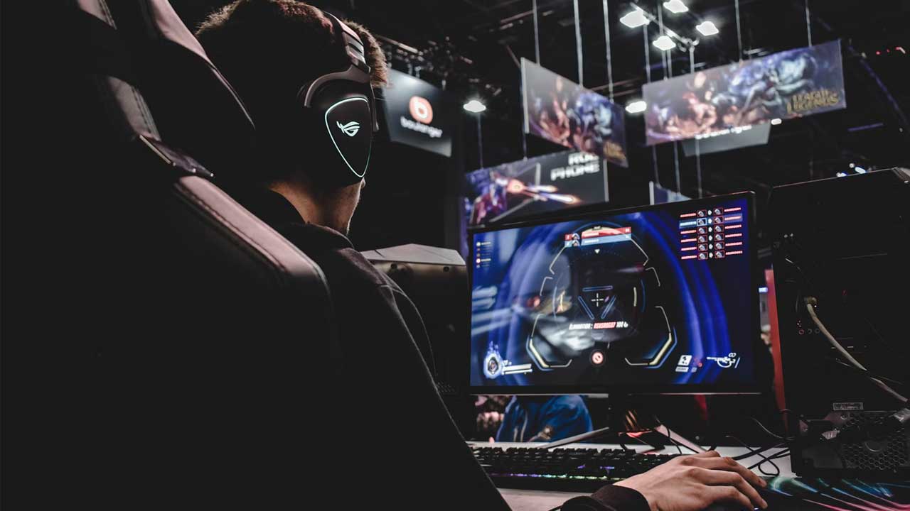 Why Experimentation Helps to Reveal Winning Strategies In Games