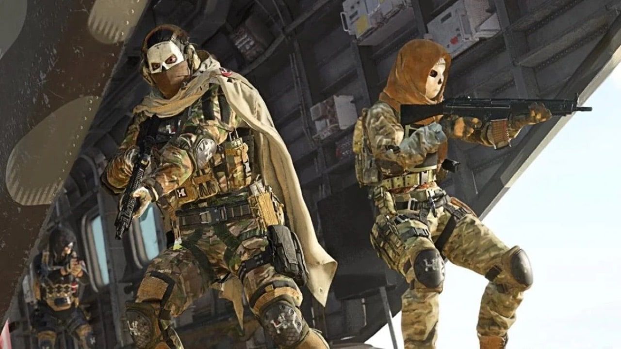 How To Get In and Out of Airpot Tower in Warzone 2
