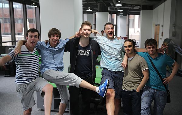 Na`Vi has arrived in China