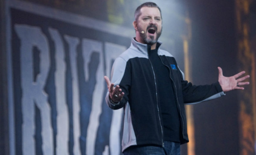 Chris Metzen announces retirement on B.net forums.