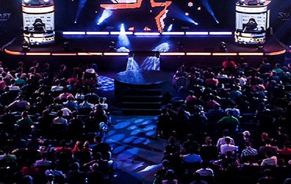 DreamHack Bucharest Day 1 LIVE