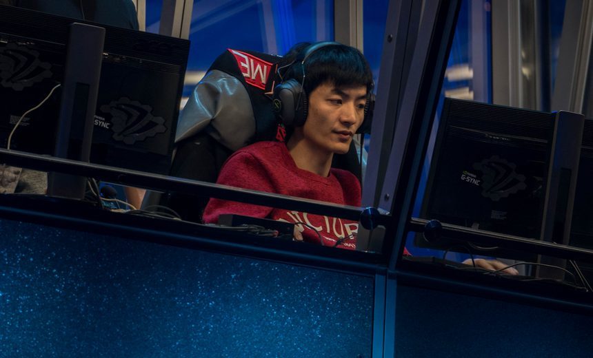 EHOME bring LaNm back to their active roster
