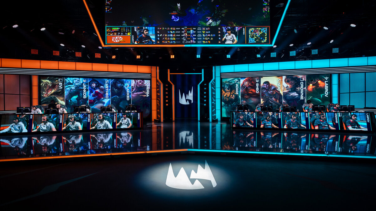 The final four of the LEC Summer Split comes down to the wire