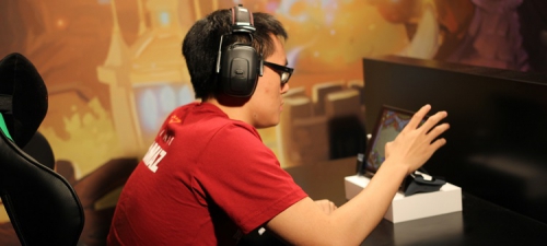 Reynad, Realz, Rdu, Amaz form DreamHack Summer top 4