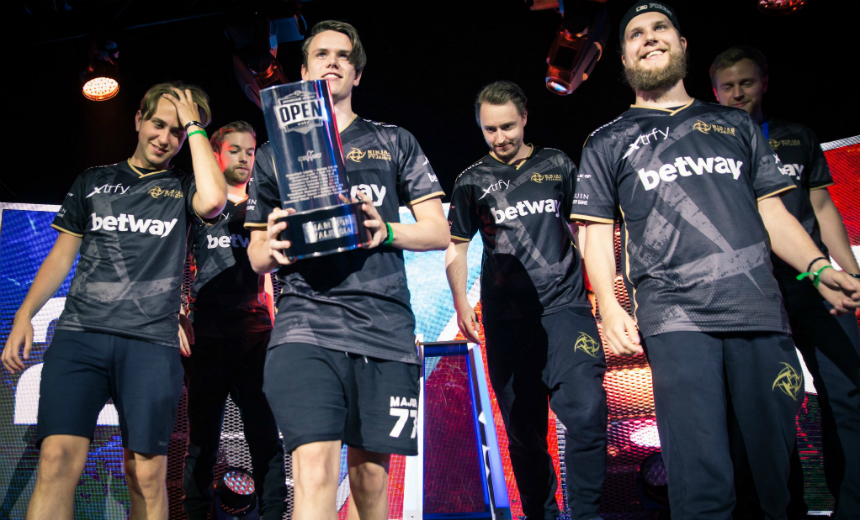 DreamHack Valencia 2017 - Ninjas in Pyjamas victorious