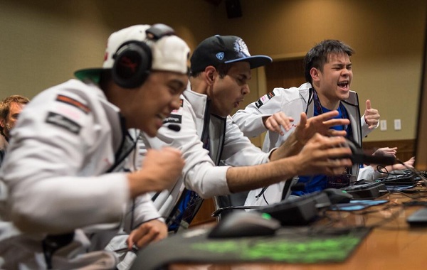 Cloud9, Liquid among group leaders after hectic day 1
