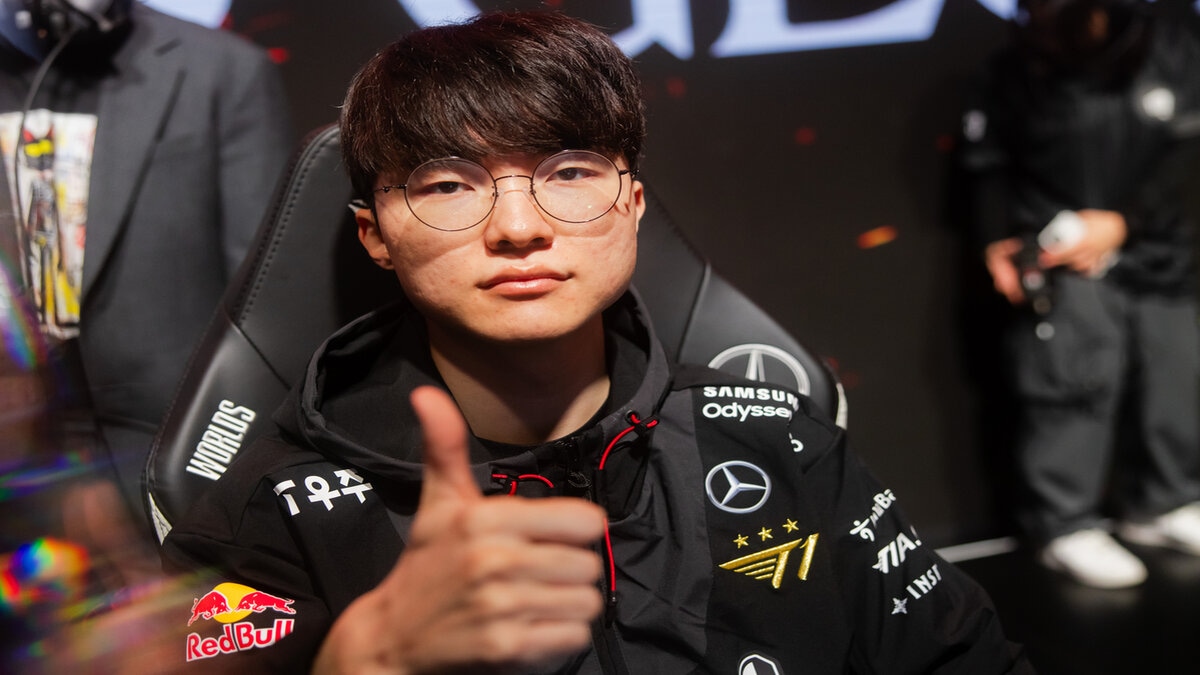 T1 take a close win against Team Liquid to kickstart Worlds 2023 Swiss Stage