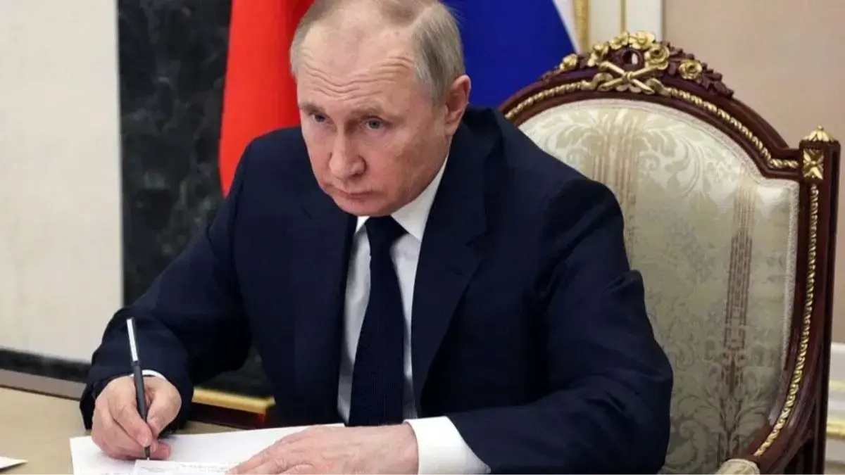 Putin wants Russia to make game consoles to rival PlayStation and Xbox