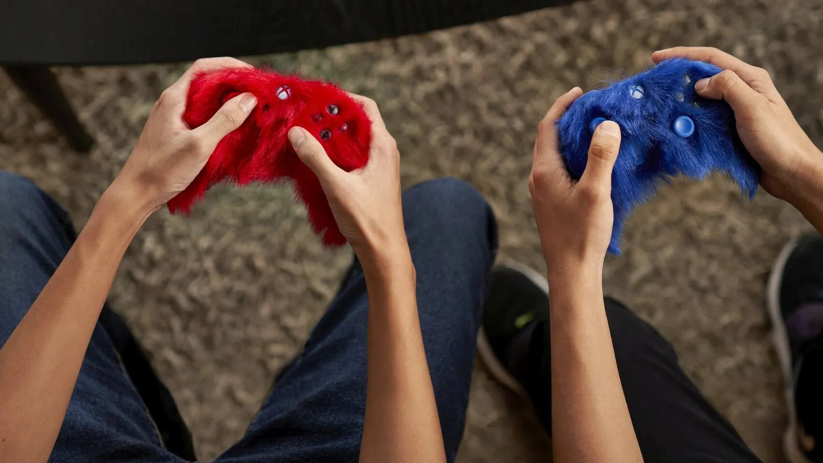 Xbox's new furry Sonic the Hedgehog 2 controllers are horrifying