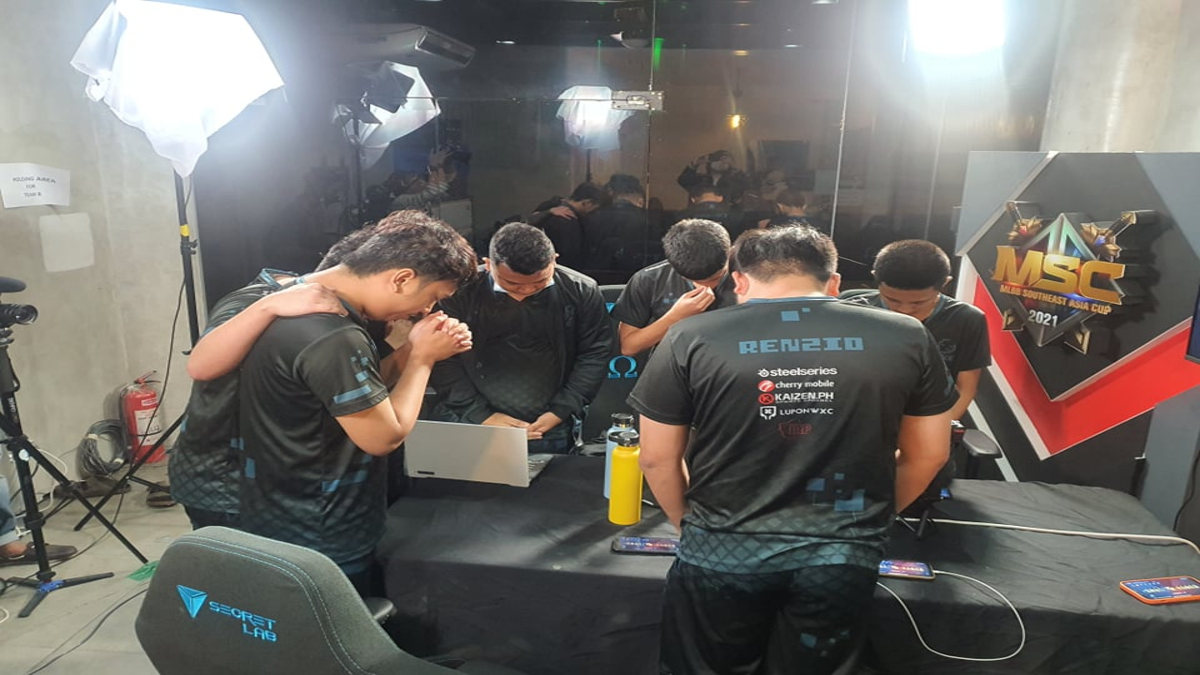Execration decode Blacklist International to become MSC 2021 champions