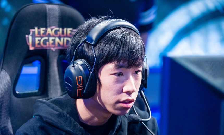 Link steps down, Pobelter and HuHi to share mid