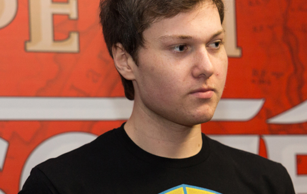 qojqva: 'I hate slow heroes who can't move'