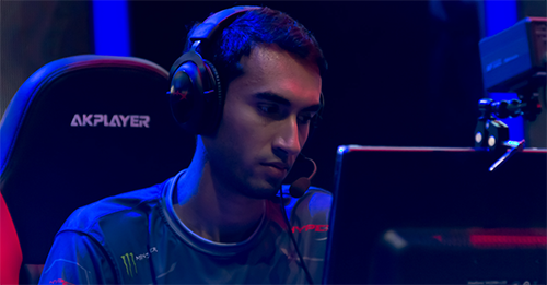 WEC LAN Finals Day 3 - EG victorious in first series, gets the final to a second match