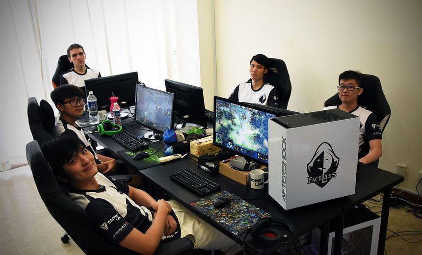 Faceless and TNC first to advance into DAC qualifiers playoffs