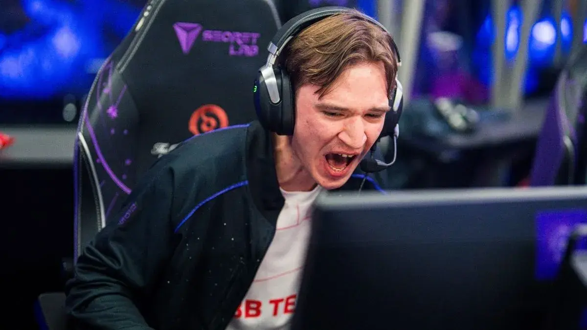BetBoom Team advance to Top 4 of The International 2025 after narrow win over HEROIC