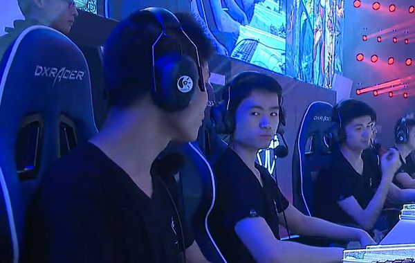 LPL Week 3 kicks off with Pantheon Invasion