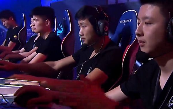 LPL Week 5 Day 2: For Royal Club, Wacky Wins