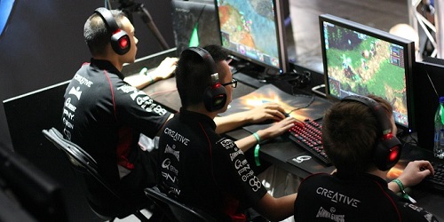 compLexity Gaming closes HoN section