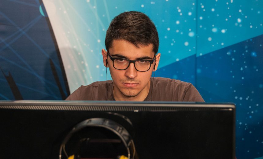 Saksa joins OpTic Gaming as Misery steps out