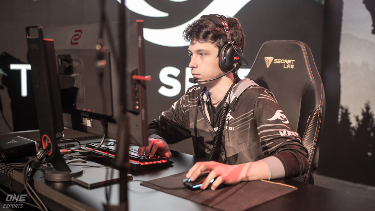 Team Secret, Thunder Predator and OB.Neon out of the Singapore Major