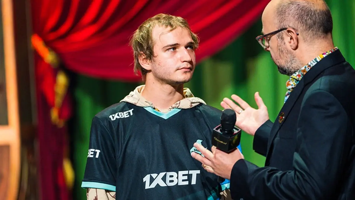 Tundra continues to tinker with roster; lorenof on trial