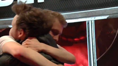 Alliance upsets, while Roccat dominates