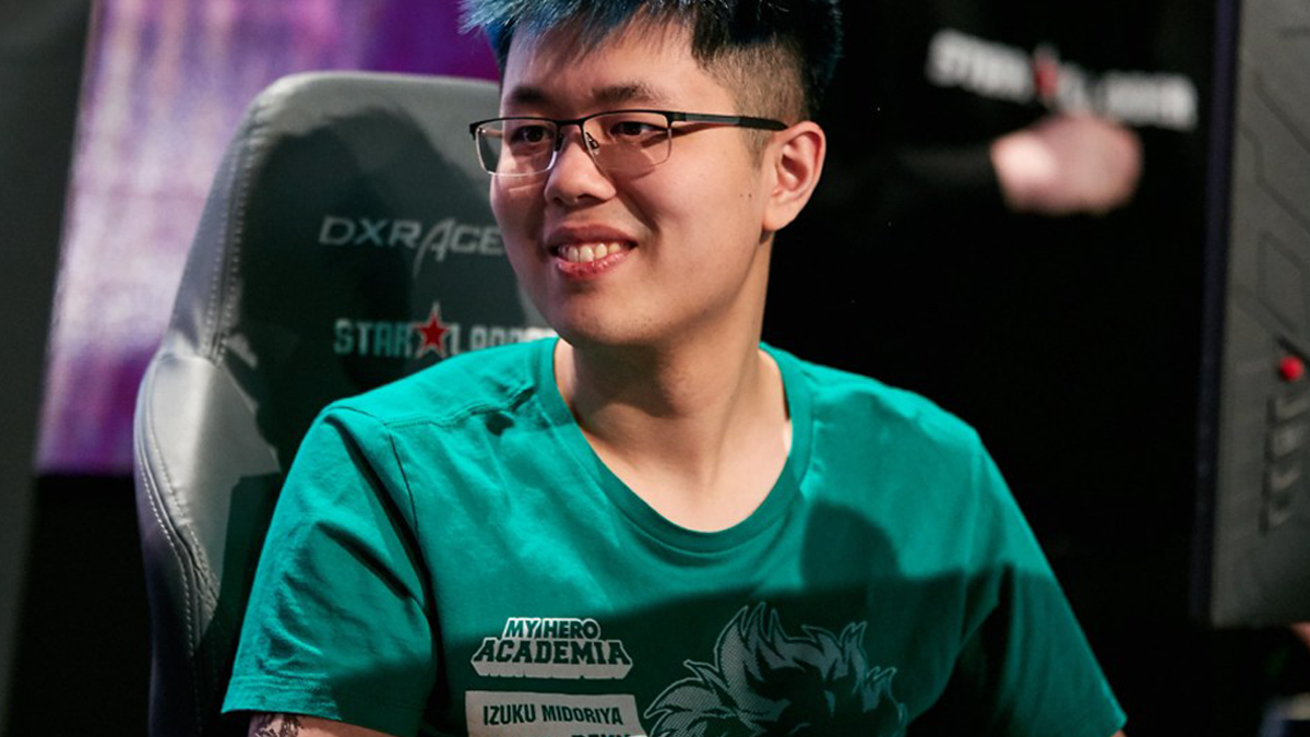 EternalEnvy's team gets mega creeps, goes down 96k in gold and loses base race in the NA DPC League