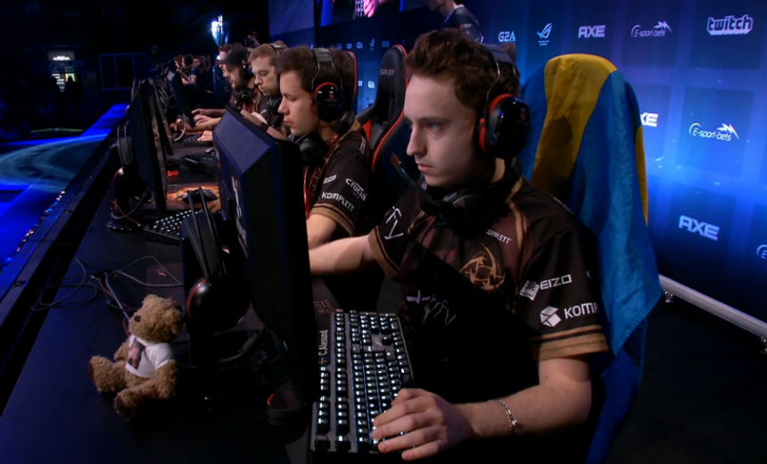 SLTV StarSeries XII LAN Finals: NiP over Titan to round 2