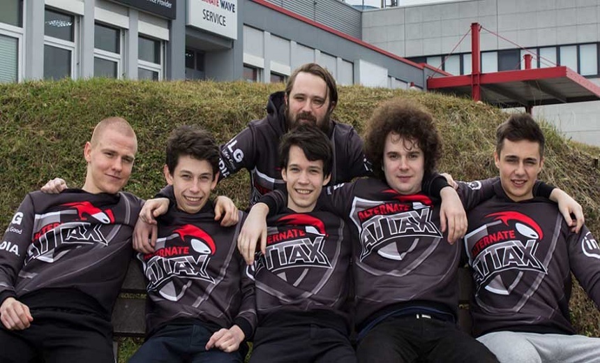 Team Singularity take their place at ZOTAC Cup Masters LAN