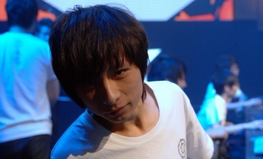 Invictus Gaming; the first finalist of the Nanyang China qualifiers