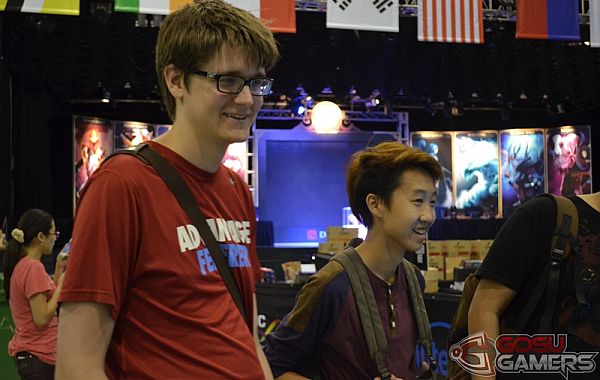 Ranging from SEA server issues to GoDz's Enchantress cosplay, Ren recaps on ACG day 0