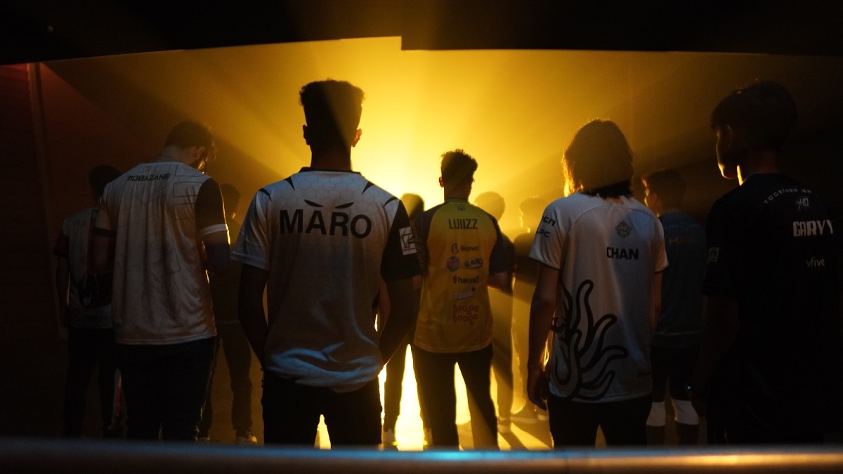 M4 World Championships: The Knockout Stage