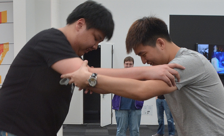 Red Bull Day 1 - Rift eliminated, MY down to the last life